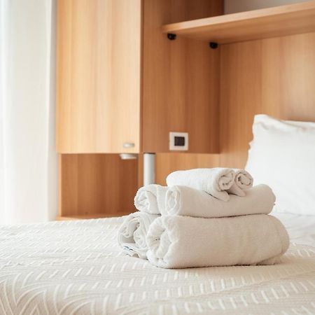 Adria Beach Hotel Alba Adriatica Dış mekan fotoğraf
